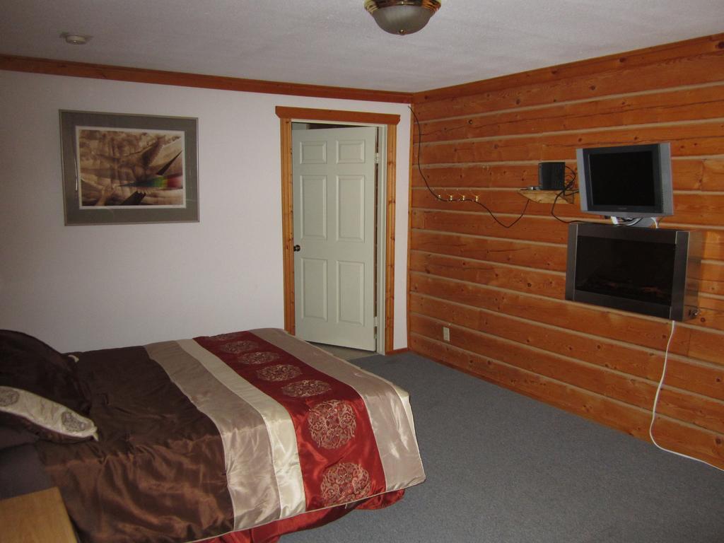 Spirit Lake Lodgeホワイトホース 部屋 写真